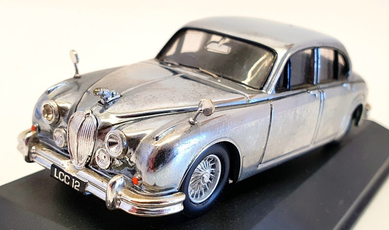 Vanguards 1/43 Scale Model Car VA08406 - Jaguar Mk II - Chrome