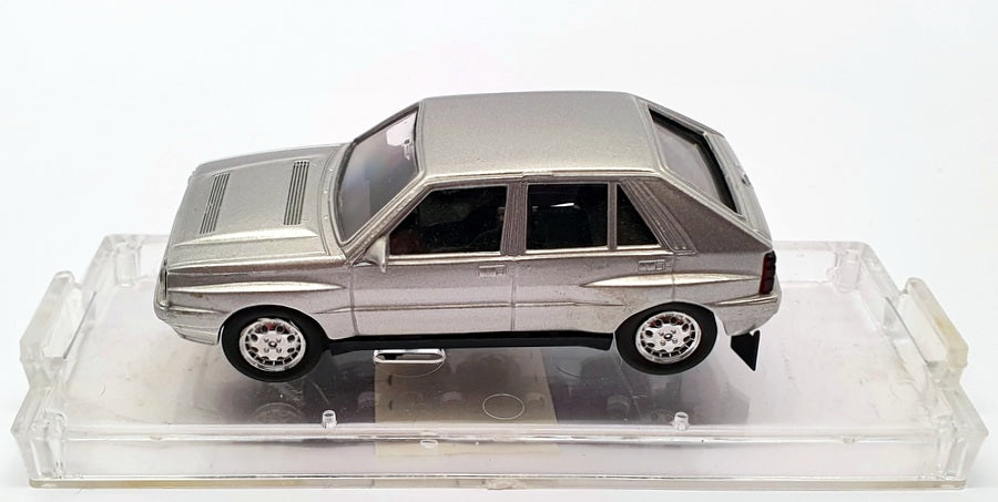 Vitesse 1/43 Scale Model Car VLS01 - Lancia Delta HF Stradale - Silver