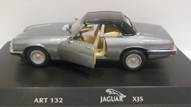 Corgi Detail 1/43 Scale - ART.132 JAGUAR XJS SOFT TOP