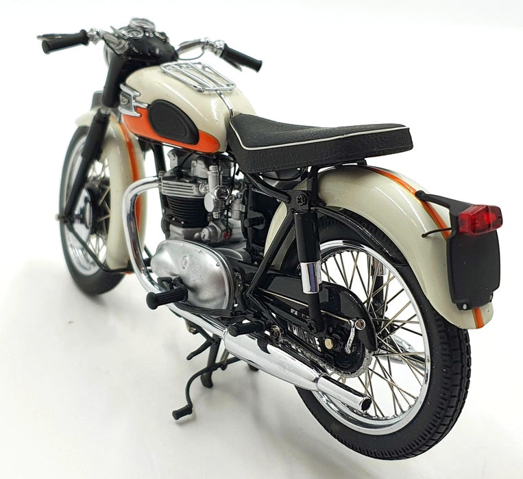 Minichamps 1/12 Scale Diecast 122 133000 Triumph Bonneville 650