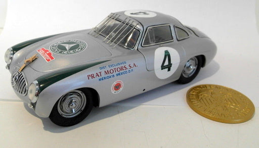 CMC 1/24 Scale Diecast - M-017 Mercedes Benz 300 SL 1952 Carrera Panamericana