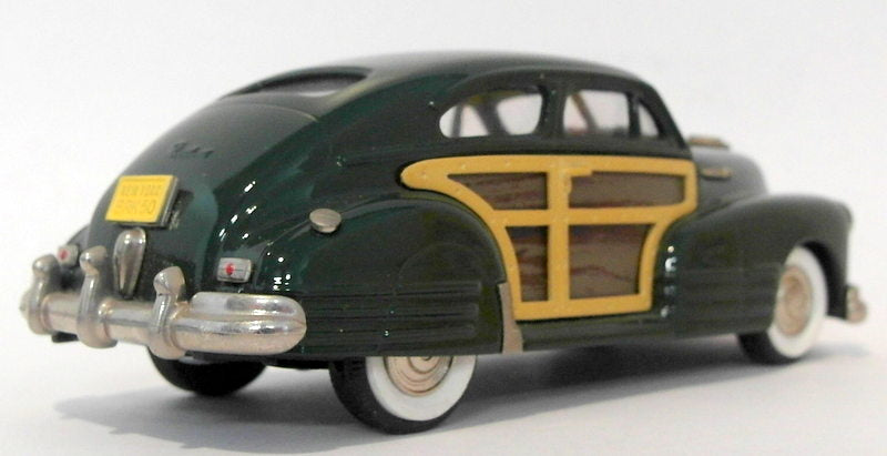 Brooklin 1/43 Scale BRK50 001 - 1948 Chevrolet Fleetline Aero Sedan Green