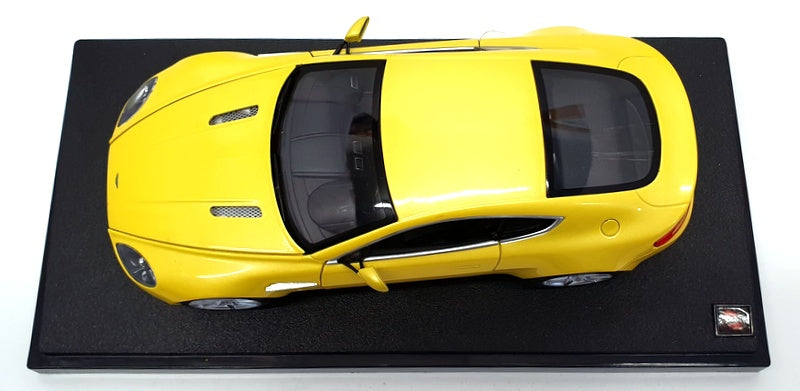 Hot Wheels 1/18 Scale Diecast G7158 - Aston Martin V8 Vantage - Met Yellow