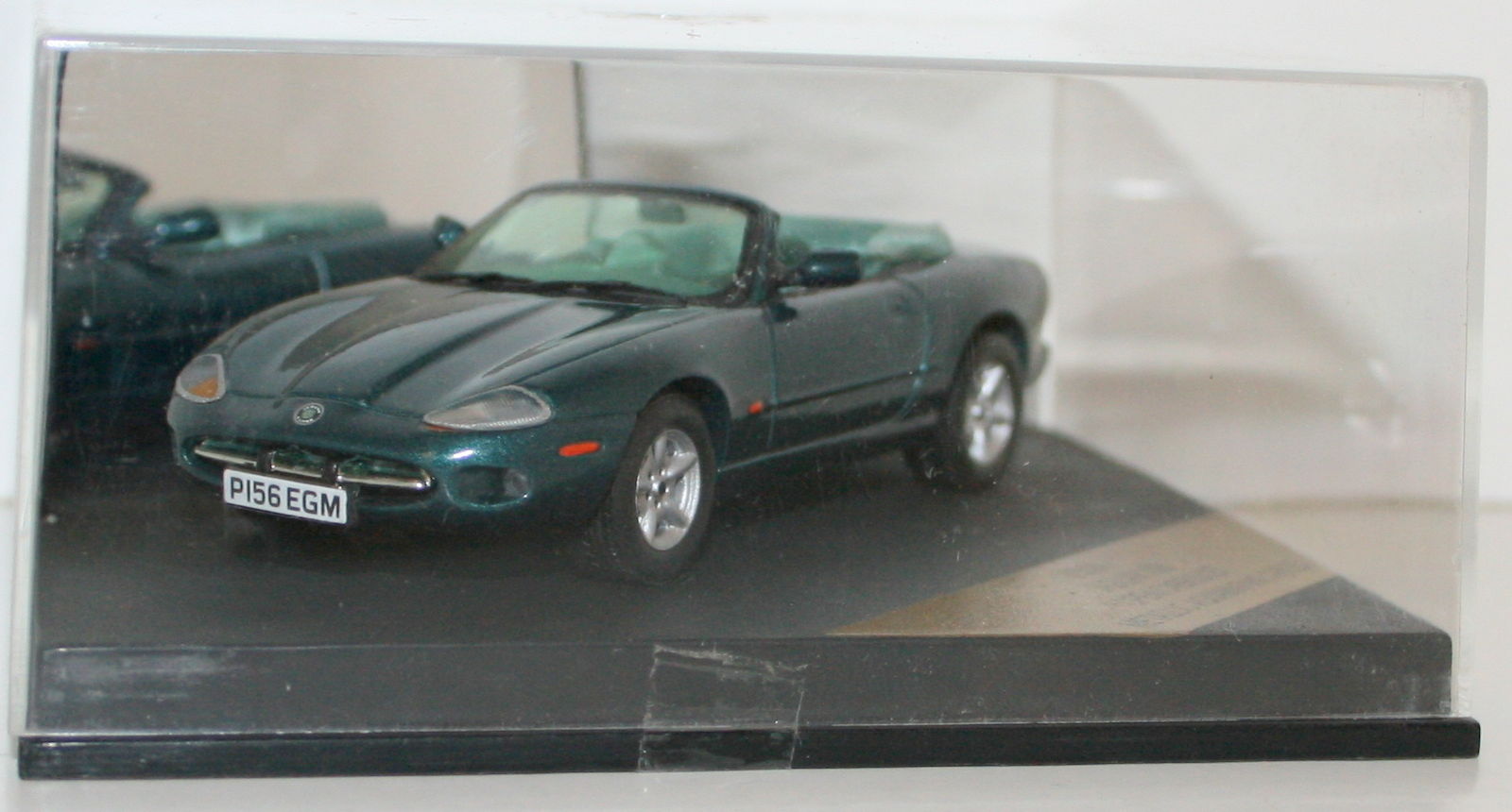 VITESSE 1/43 V100A JAGUAR XK8 OPEN CABRIOLET MET GREEN