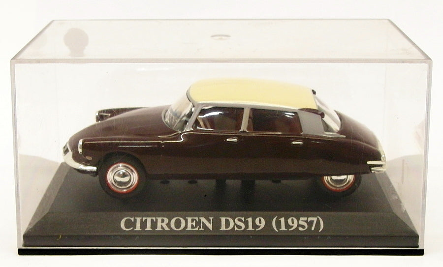 Altaya 1/43 Scale Model Car 27718S - 1957 Citroen DS19 - Maroon/Cream