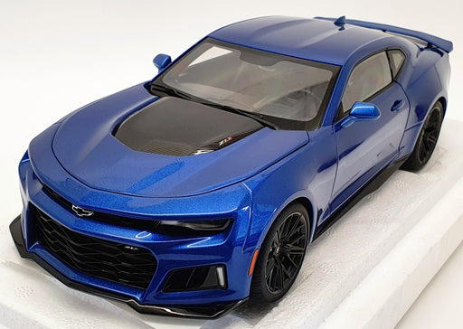 Autoart 1/18 Scale Model 71209 - Chevrolet Camaro ZL1 - Hyper Blue