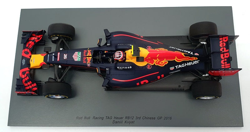 Spark 1/18 Scale 18S246 - Red Bull RB12 #3 Daniil Kvyat Chinese GP 2017