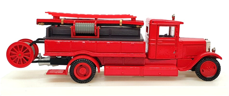 OMO Russia 1/43 Scale Diecast 4223812 - 1937 3HC Fire Engine - Red