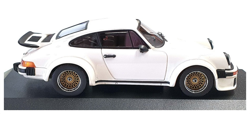 Unbranded 1/43 Scale Resin UB02WH - Porsche - White