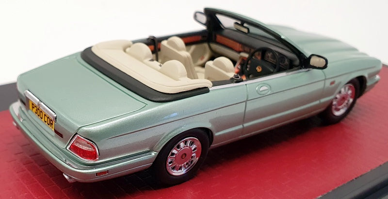 Matrix 1/43 Scale MX50402-031 - 1995 Daimler Corsica Concept