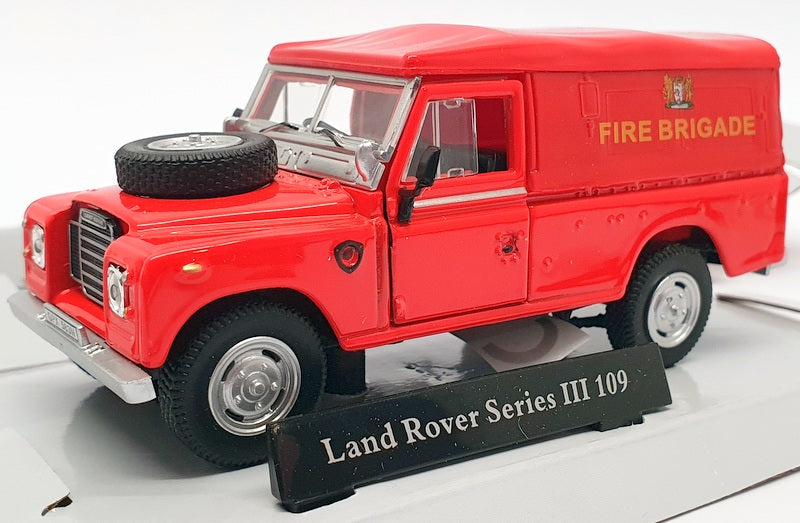 Cararama 1/43 Model 451750 - Land Rover Series 3 109 Soft Top Fire Brigade