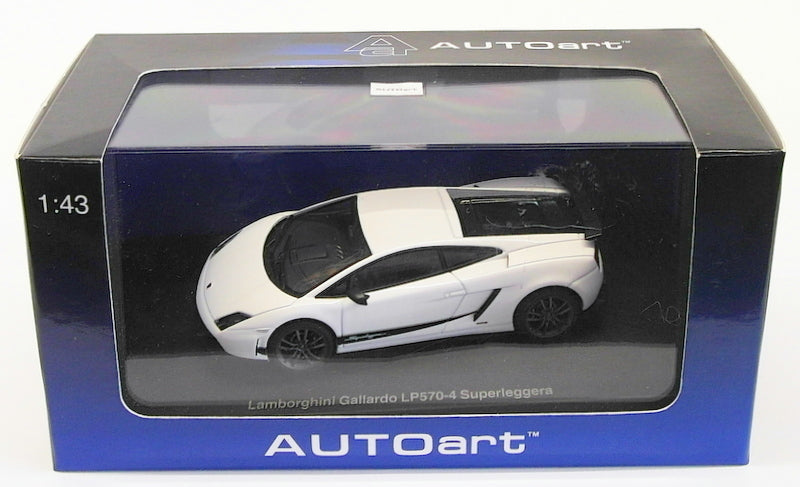 Autoart 1/43 Scale 54643 - Lamborghini Gallardo LP570-4 Superleggera - White