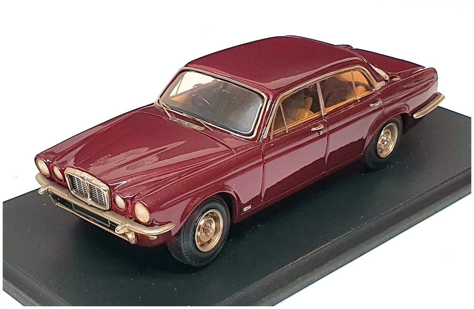 SMTS 1/43 Scale CL32 - Jaguar XJS Series 2 - Burgundy