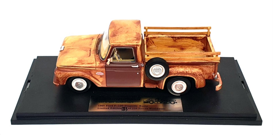 Goldvarg 1/43 Scale GC-033A - 1965 Ford Step Side Truck - Rusty Version