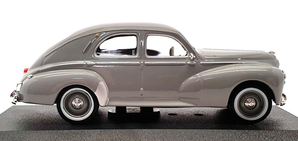 Altaya 1/43 Scale Diecast A151121A - 1955 Peugeot 203 - Grey