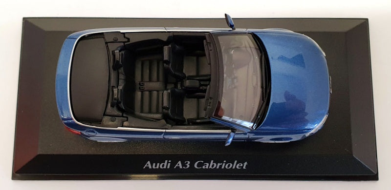 Maxi Champs 1/43 Scale Model Car 940 017131 - 2007 Audi Cabriolet - Met Blue