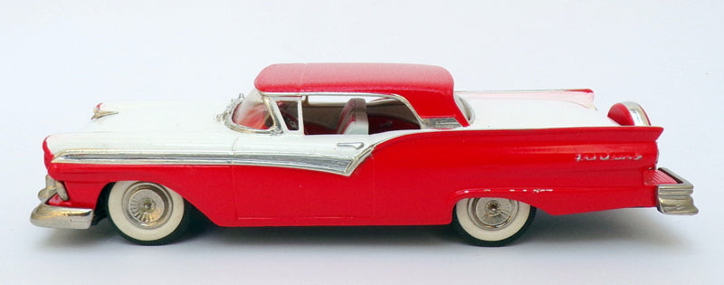 Brooklin Models 1/43 Scale BRK35 - 1957 Ford Fairlane - Cream/Red Conversion
