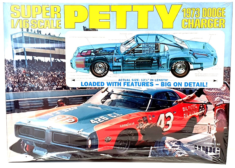 MPC Round 2 1/16 Scale MPC938/06 - Super Petty 1973 Dodge Charger