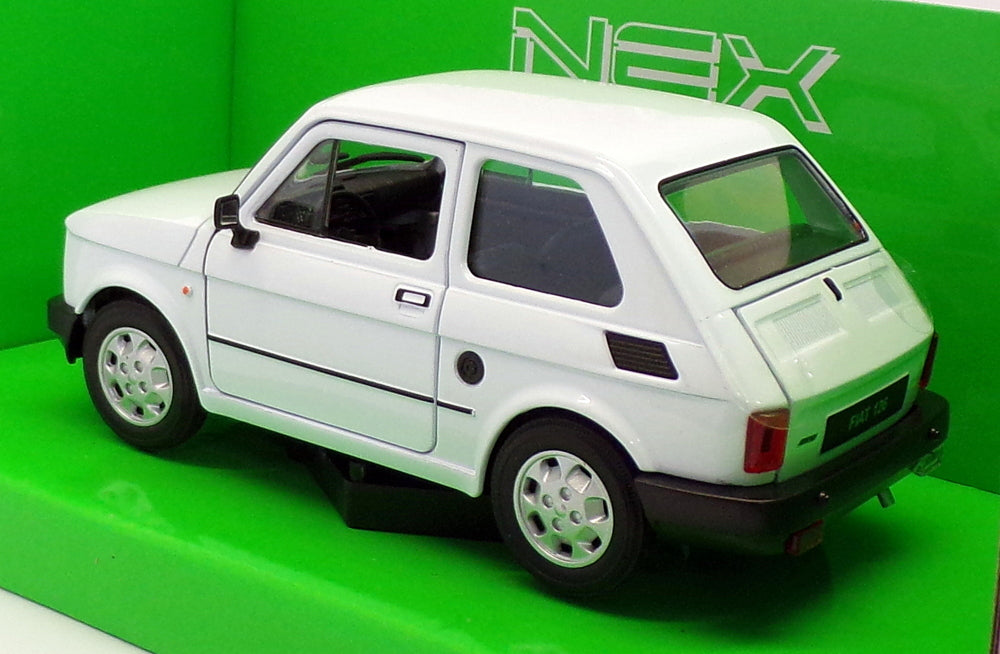 Welly 1/24-27 Scale Model Car 24066W - Fiat 126 - White