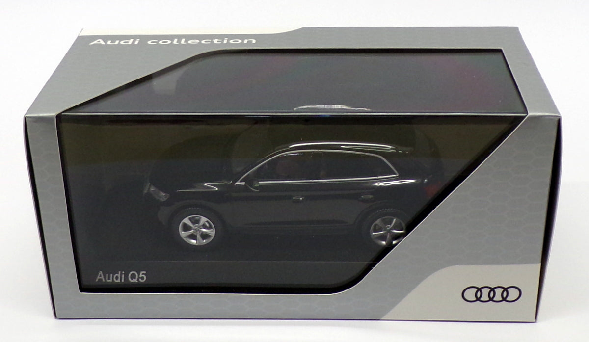 I-Scale 1/43 Scale Model Car 501.16.056.33 - Audi Q5 - Mtyh Black