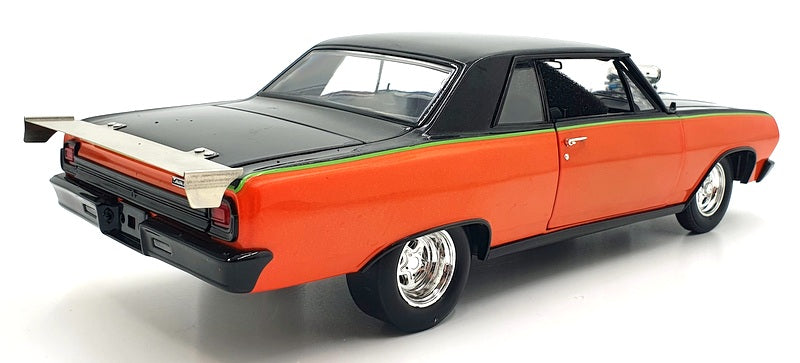 Acme 1/18 Scale Diecast A1805309 - 1965 Chevrolet Chevelle SS - Black/Orange