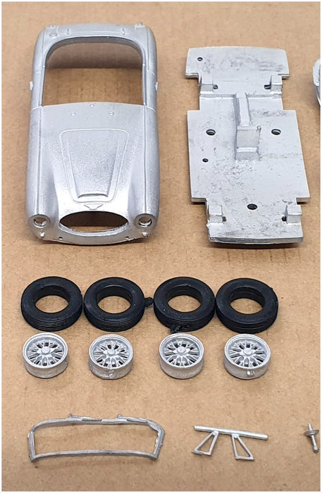 K&R Replicas 1/43 Scale Unbuilt Kit KR103H - Austin Healey 3000 Mk3 Phase I