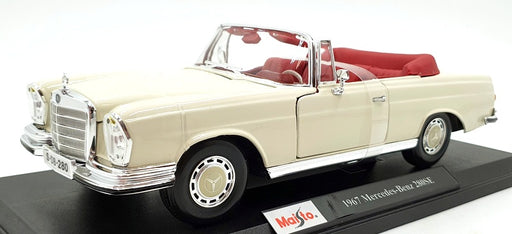 Maisto 1/18 Scale Diecast 46629 - 1967 Mercedes Benz 280SE - White