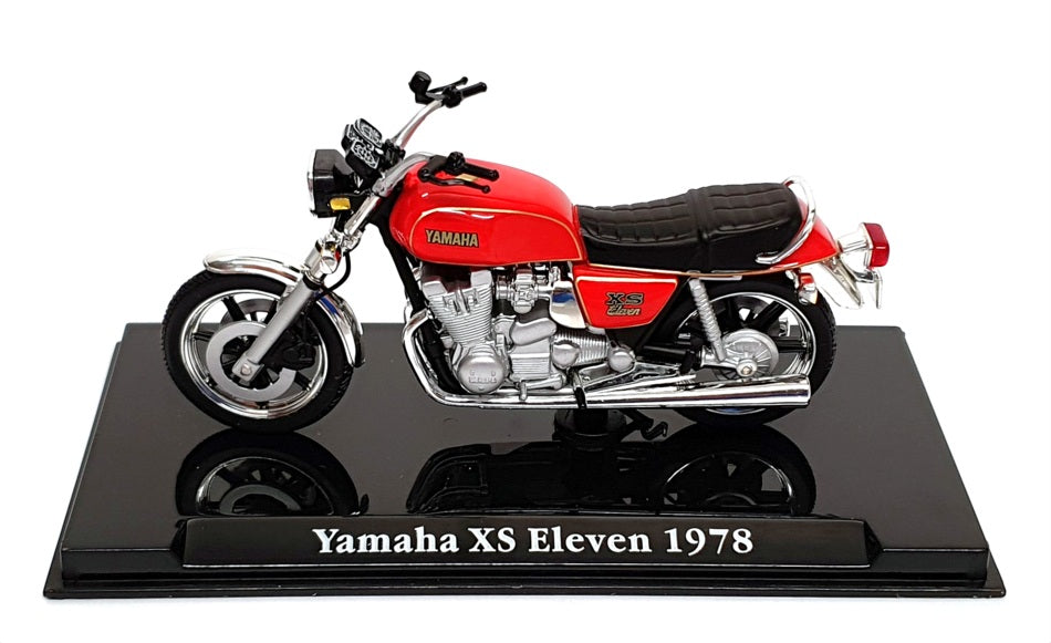 Atlas Editions 1/24 Scale 4 658 130 - 1978 Yamaha XS Eleven - Red