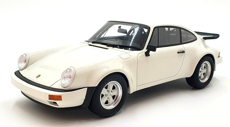 GT Spirit 1/18 Scale Resin GT320 - Porsche 911 SC RS 1984 - White