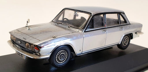 Vanguards 1/43 Scale Model Car VA08209 - Triumph 2000 - Chrome