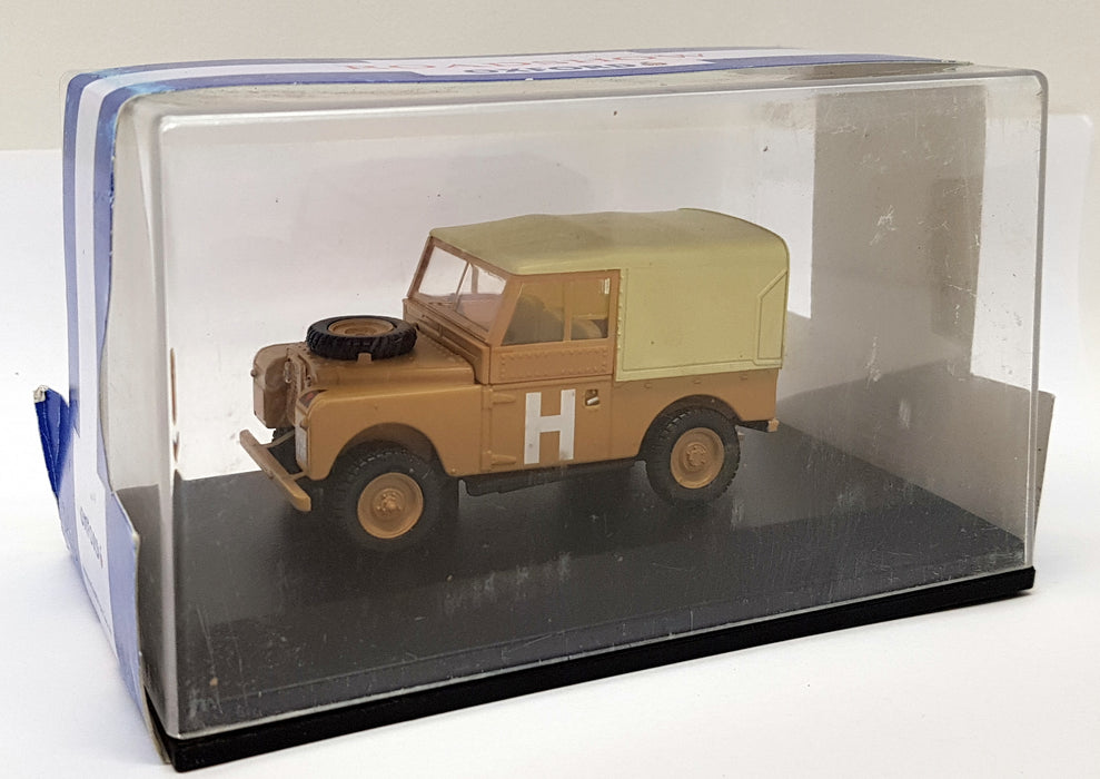 OXFORD 1/43 - LAN188002 LAND ROVER 88" CANVAS BACK - SAND MILITARY