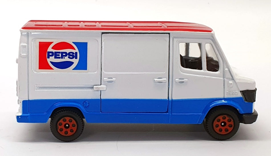 Corgi 10cm Long Diecast 0520011 - Mercedes Benz 207 D Van - Pepsi