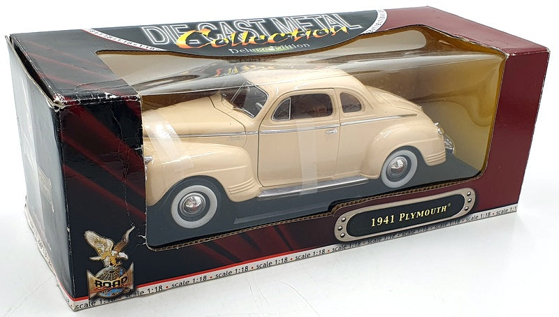 Road Signature 1/18 Scale Diecast 92398 - 1941 Plymouth - Cream