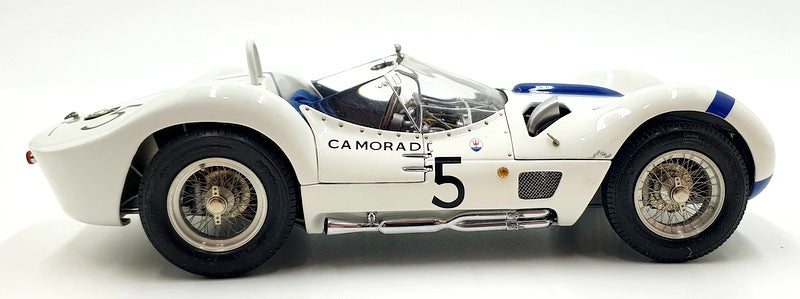 CMC 1/18 Scale Model Car M-047 - 1960 Maserati Tipo 61 Birdcage Nurburgring