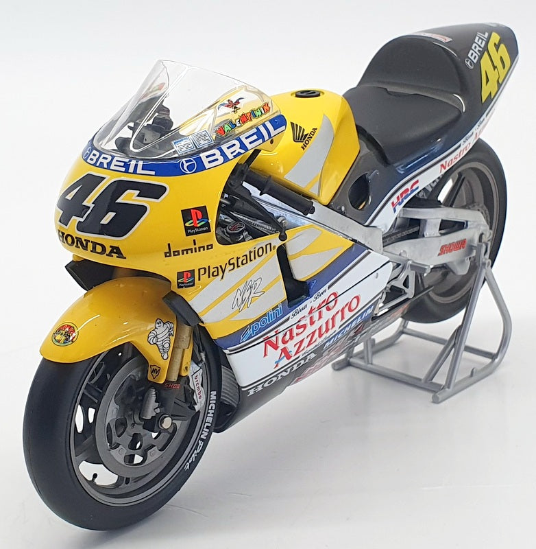 Minichamps 1/12 Scale Motorcycle 122 006146 - Honda NSR 500 Nastro Azzuro 2000