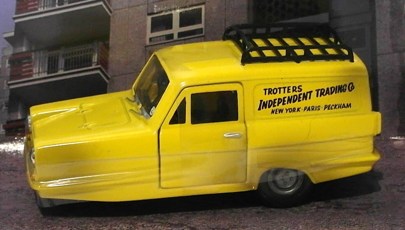 Corgi 1/36 Scale 05201 - Reliant Regal Van - Only Fools And Horses - Trotters