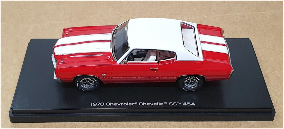 Auto World 1/43 Scale AWR1134/06 - 1970 Chevrolet Chevelle SS 454 - Red/White