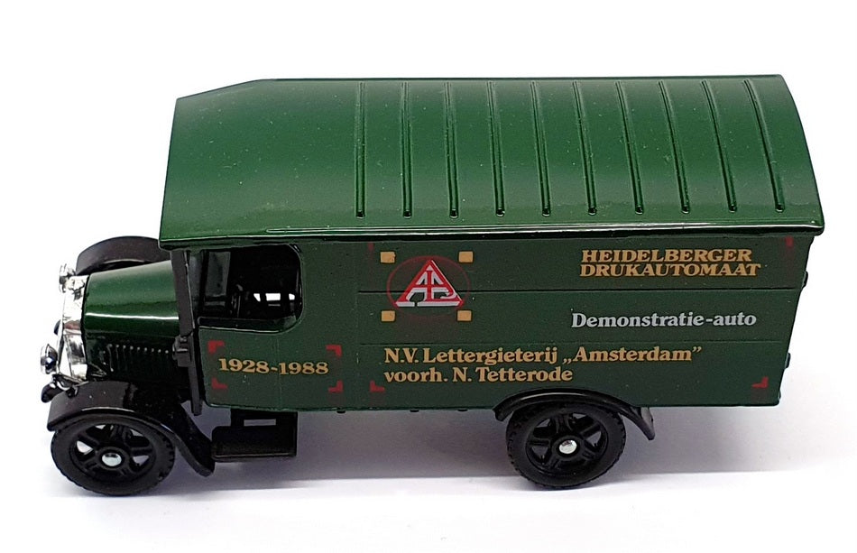 Corgi 13cm Long Diecast 821/1 - 1929 Thornycroft Van - Green