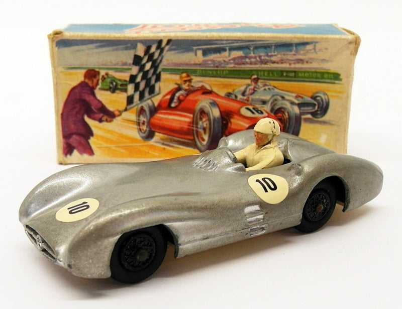 Crescent Toys Vintage Diecast 1284 - Mercedes Benz 2.5L GP Racing Car