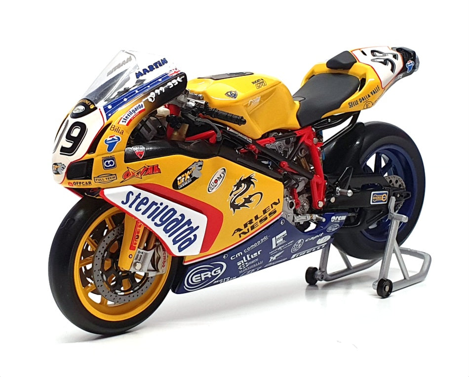 Minichamps 1/12 Scale 122 040299 - Ducati 999RS Motorbike WSB 2004 - S. Martin