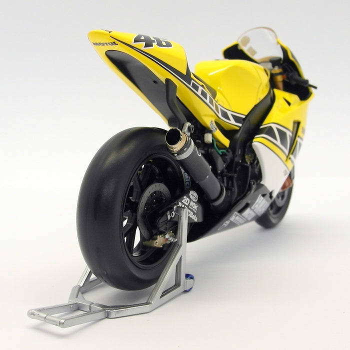 Minichamps 1/12 Scale Diecast - 122 053096 Yamaha YZR-M1 Laguna Seca 2005 Rossi