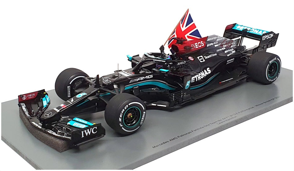 Voiture Miniature de Collection SPARK 1-18 - MERCEDES-AMG W12 E Performance  - Winner British GP 2021 - Black / Green - 18S599 - Resin - Voiture - Achat  & prix