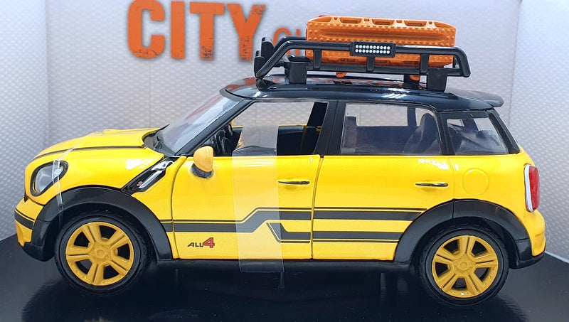 Motor Max 1/24 Scale Diecast 79752 - Mini Cooper S Countryman - Yellow